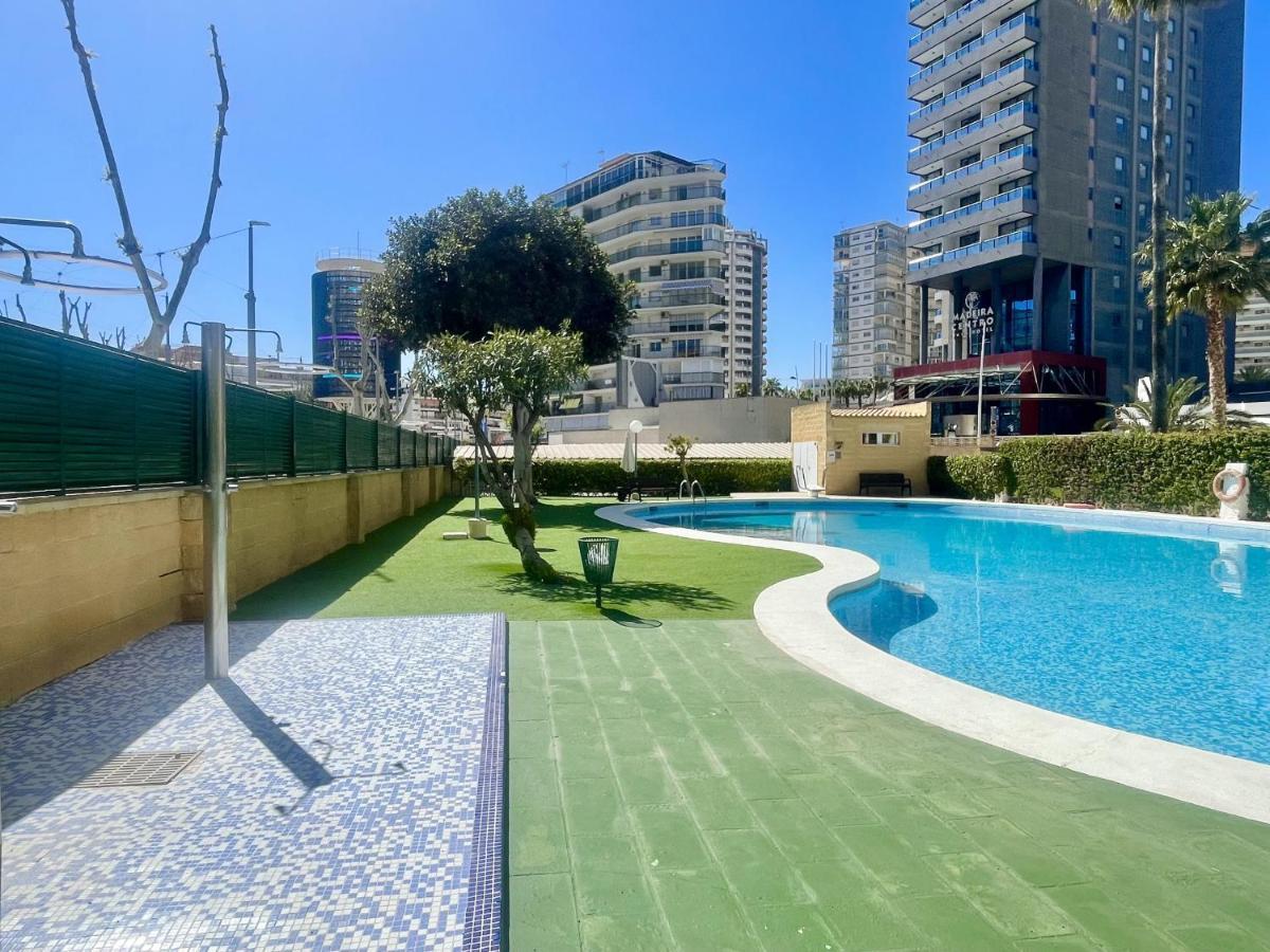 Front Al Mar Levante Beach Бенидорм Екстериор снимка